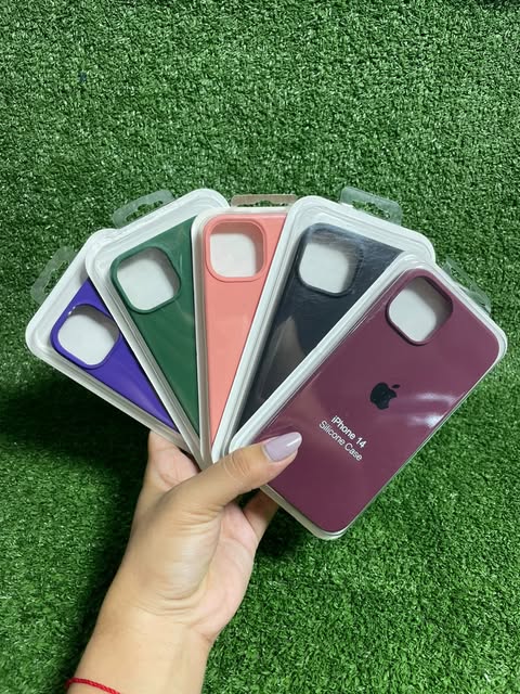 iPhone 13 / 14 | Silicone Case