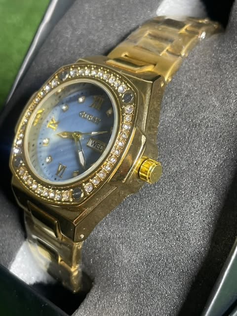 Reloj Guess Dama | Elegante y Sofisticado | Dorado