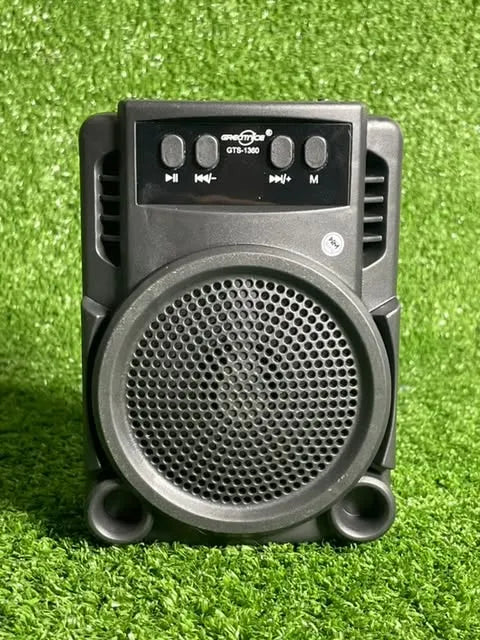 Radio 3" | Fm Radio | Usb | Micro Sd | Recargable | Bluetooth | Cable Cargador