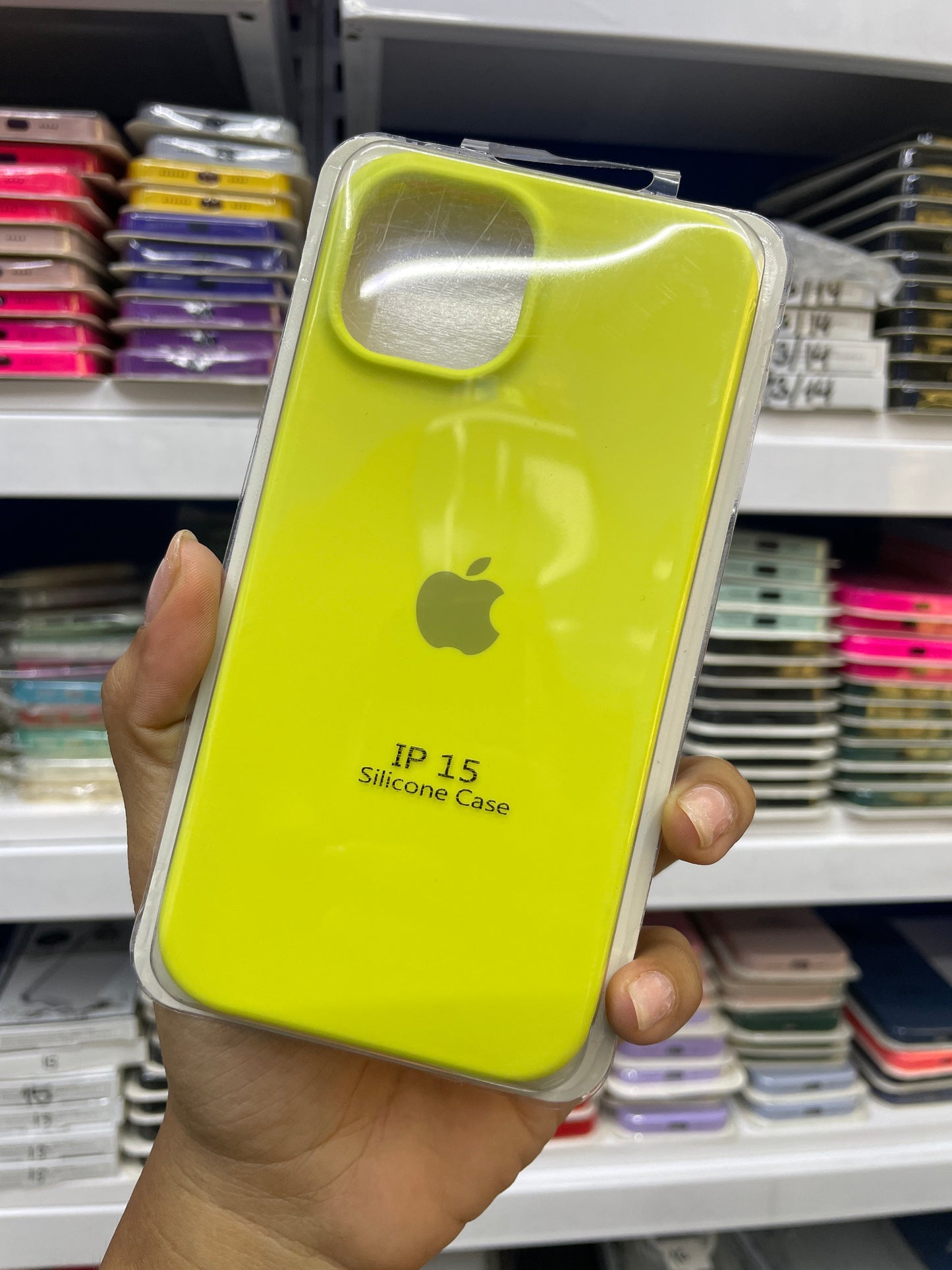 iPhone 15