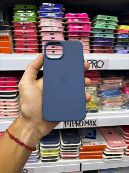iPhone 13 / 14 | Silicone Case