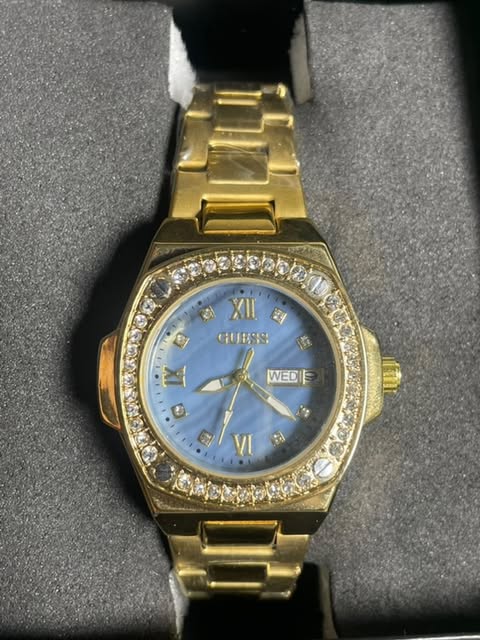 Reloj Guess Dama | Elegante y Sofisticado | Dorado