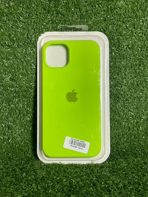 iPhone 13 / 14